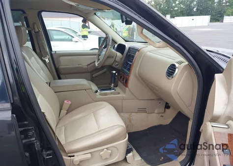 2007 Ford Explorer Eddie Bauer z USA, uszkodzony, nr VIN 1FMEU64E77UB41195